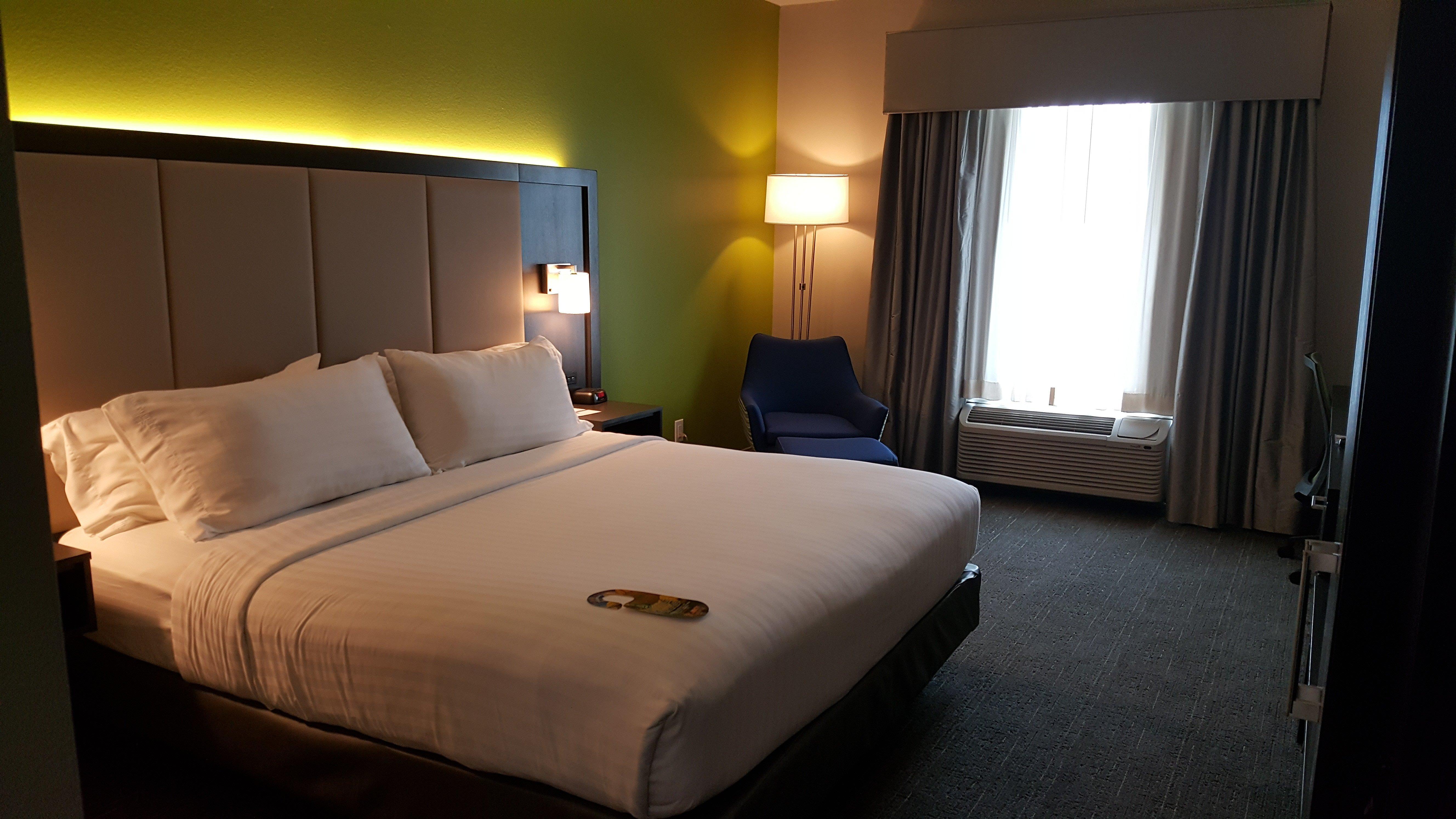 Express By Ihg Hotel Pearland