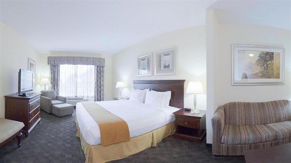 Express By Ihg Hotel